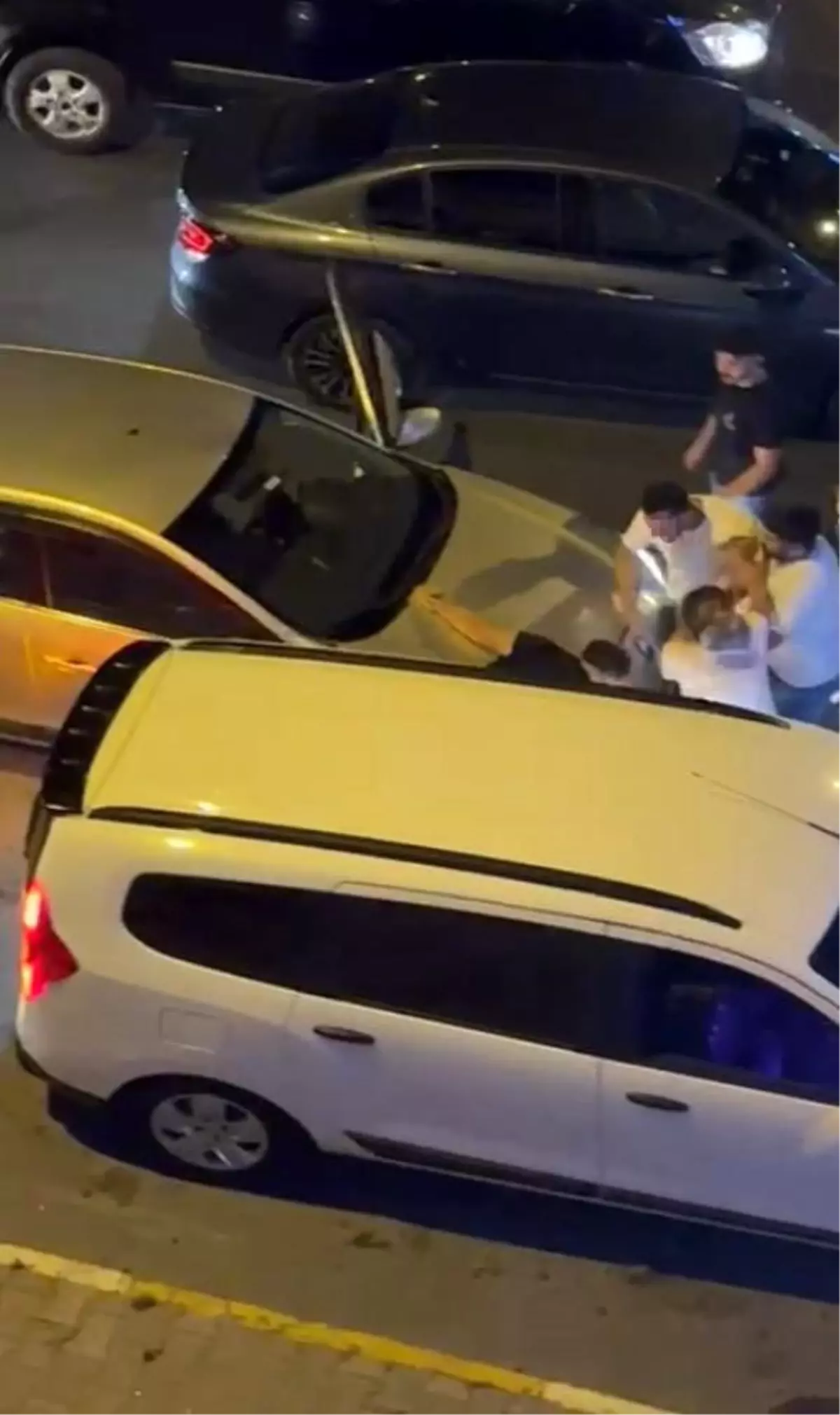 Esenyurt'ta Trafik Tartışması Kavgaya Dönüştü