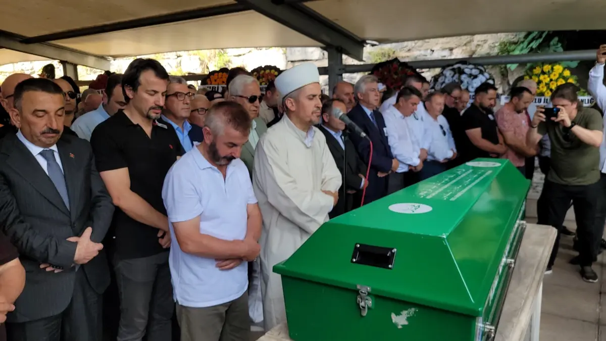 CHP Milletvekili Eylem Ertuğ Ertuğrul'un Babası Vefat Etti