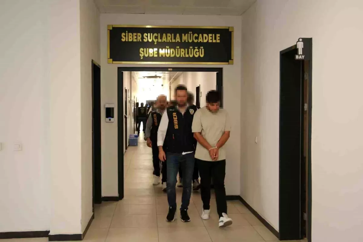 Kocaeli'de Sahte Kripto Operasyonu: 32 Gözaltı, 9 Tutuklama