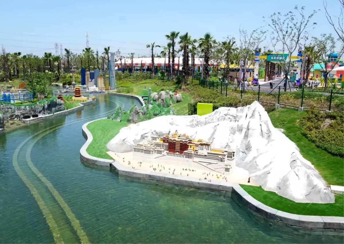 Çin'de LEGO Hayalleri Gerçek Oluyor! LEGOLAND Shanghai Kapılarını Açıyor
