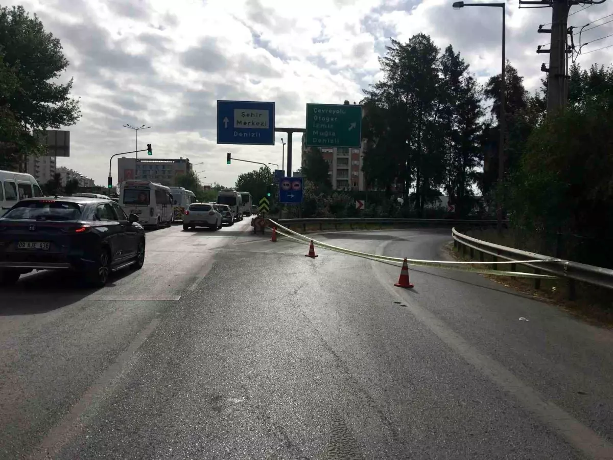 Buca'da Orman Yangını Trafiği Etkiledi: Aydın-İzmir Otoyolu Kapatıldı