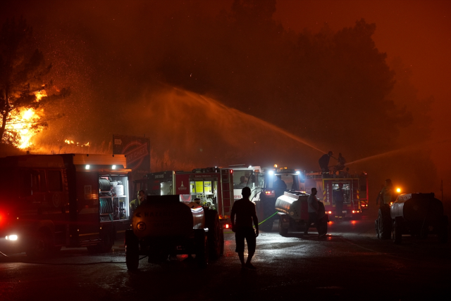 The teams in Buca were caught between the flames: If we are to die, we will die together
