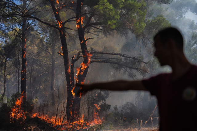 The teams in Buca were caught between the flames: If we are to die, we will die together