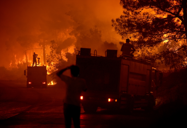 The teams in Buca were caught between the flames: If we are to die, we will die together