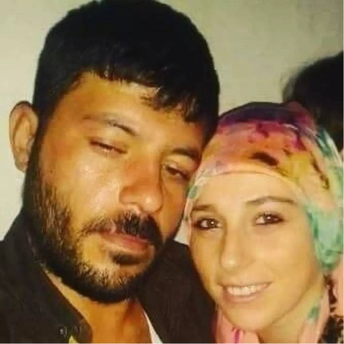 Cezaevinden 2 Gün Önce Tahliye Olan Adam Eşini Vurduktan Sonra İntihar Etti