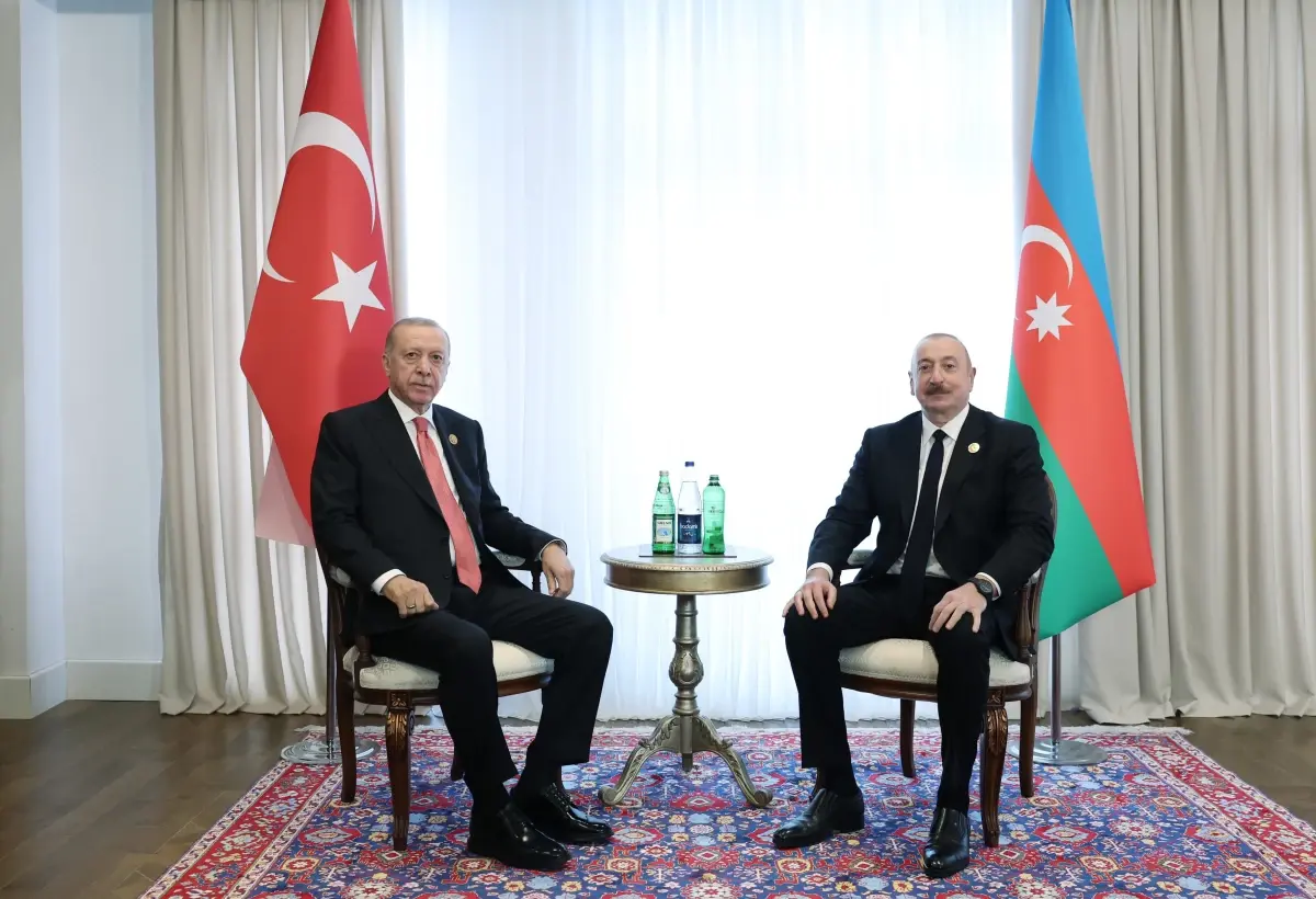 Cumhurbaşkanı Erdoğan, Azerbaycan Cumhurbaşkanı Aliyev ile görüştü ve videoyla