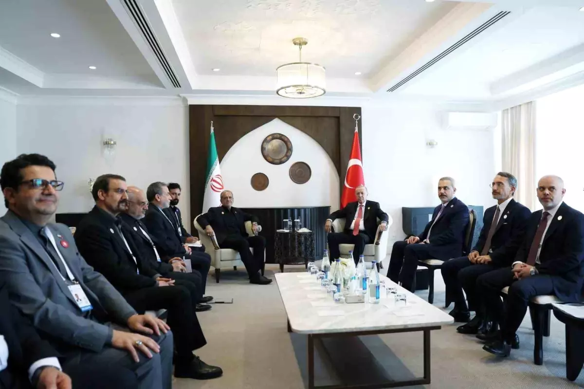 Cumhurbaşkanı Erdoğan, İranlı mevkidaşı Pezeşkiyan ile görüştü
