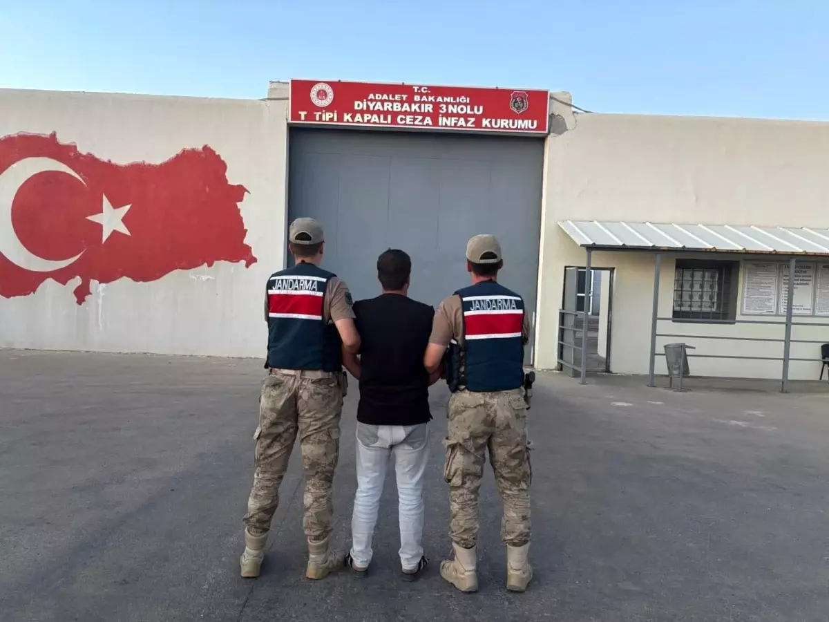 Diyarbakır'da Hapis Cezası Bulunan İki Şahıs Yakalandı