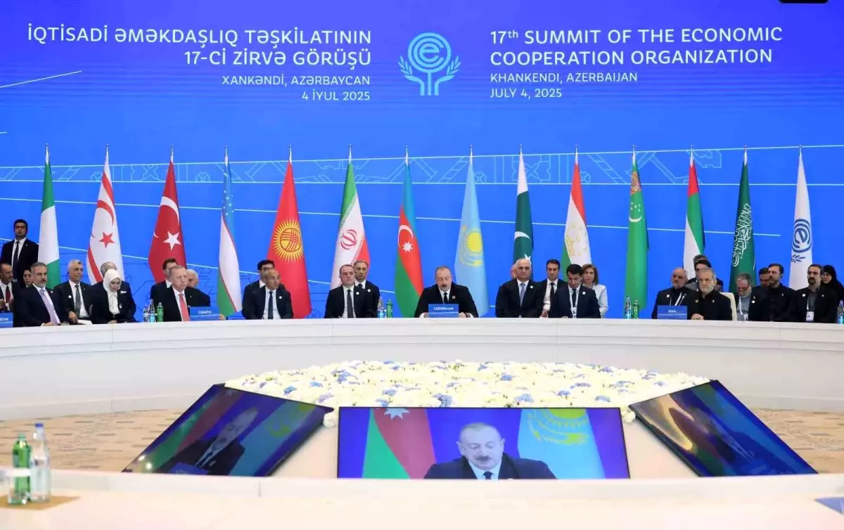 Ekonomik İşbirliği Teşkilatı 17. Zirvesi, Azerbaycan'ın Hankendi şehrinde başladı