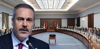 Günler sonra ortaya çıktı! İşte Bakan Fidan konuşurken MKYK üyelerinin telefonlarına giden mesaj