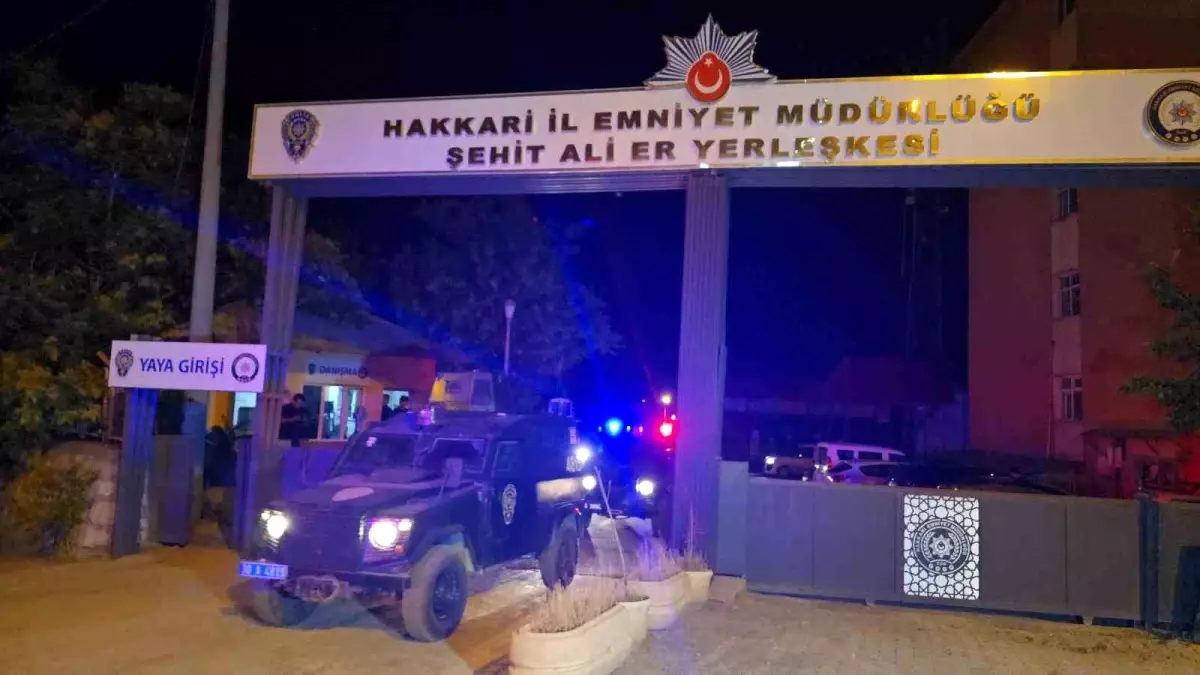 Hakkari'de Kapsamlı Asayiş Uygulaması Düzenlendi