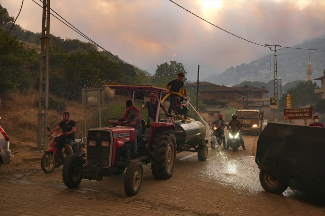 Fires in İzmir Continue at 3 Points