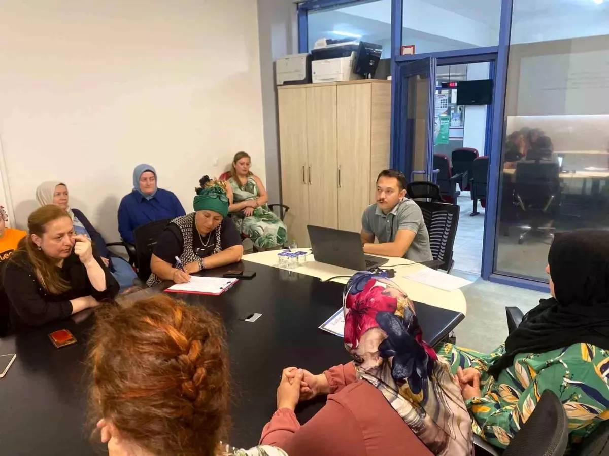Düzce'de Kadınlara Yönelik Ruh Sağlığı Semineri Düzenlendi