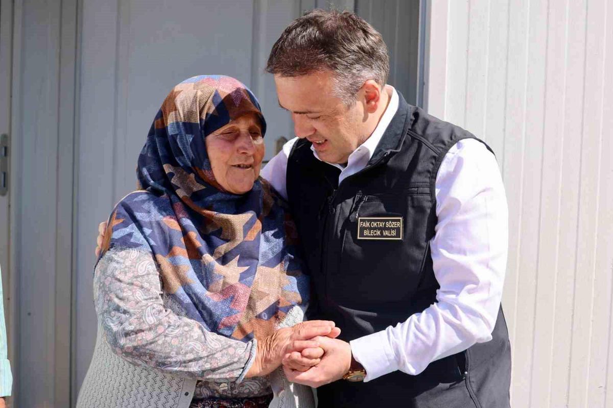 Kaşıkçı Köyü Yangınında Yanan Evler, Ailelere Geçici Barınma Sağlandı