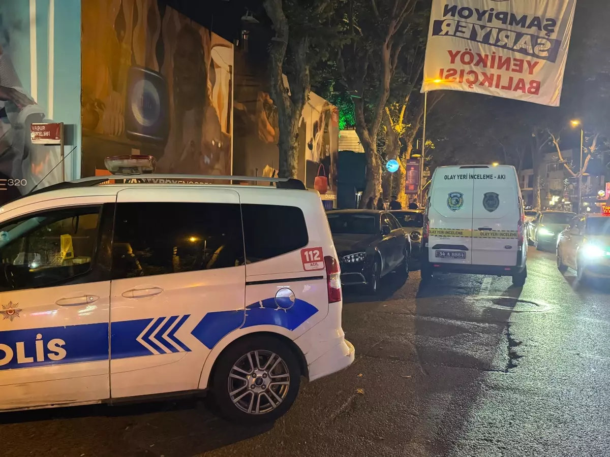 Sarıyer'de Denizde Erkek Cesedi Bulundu
