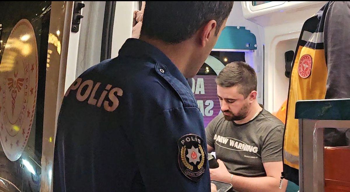 Bursa'da Yol Verme Tartışması Kavgaya Dönüştü: Ağabeyini Darp Edenlere Aracıyla Çarptı