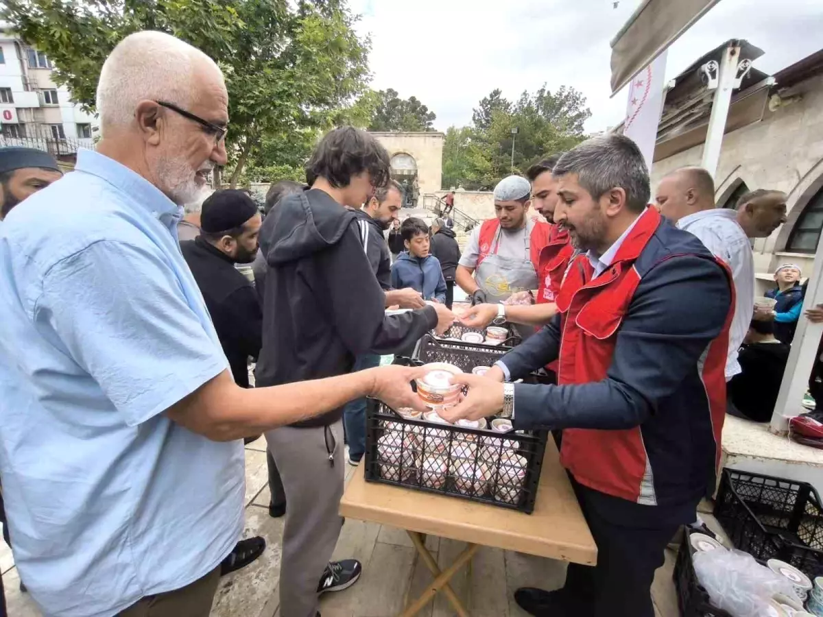 Sivas'ta Muharrem Ayında Aşure İkramı