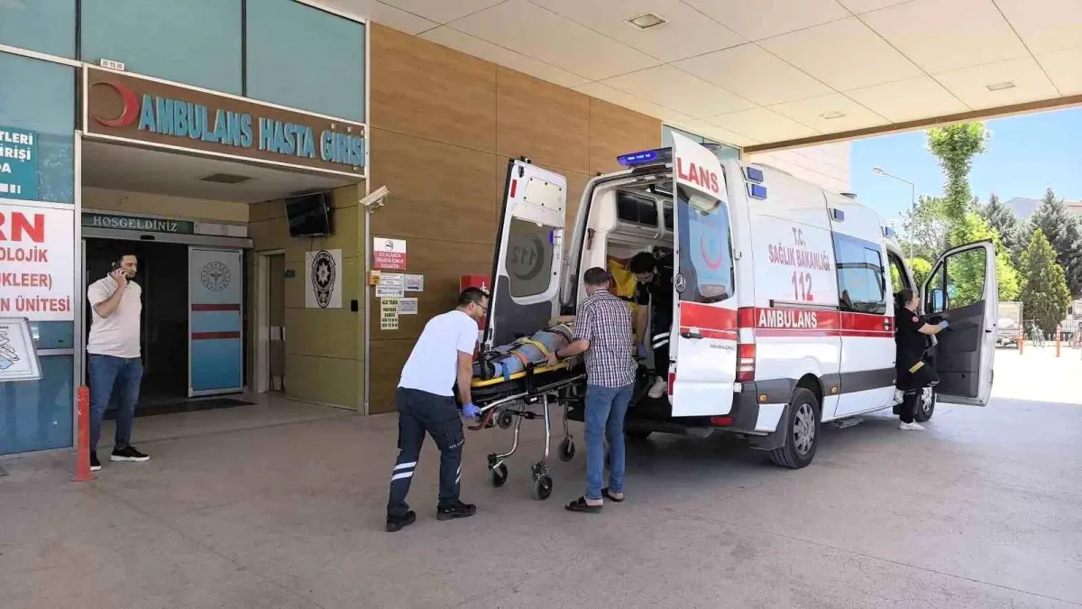 İnegöl'de Mobilya Fabrikasında İş Kazası: Bir İşçi Yaralandı