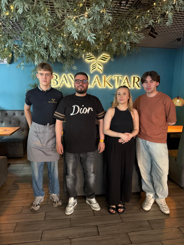 Türk İş İnsanı Selçuk Yoğurtçuoğlu'ndan Ukrayna'ya anlamlı yardım Türk İş İnsanı Selçuk Yoğurtçuoğlu'ndan Ukrayna'ya anlamlı yardım