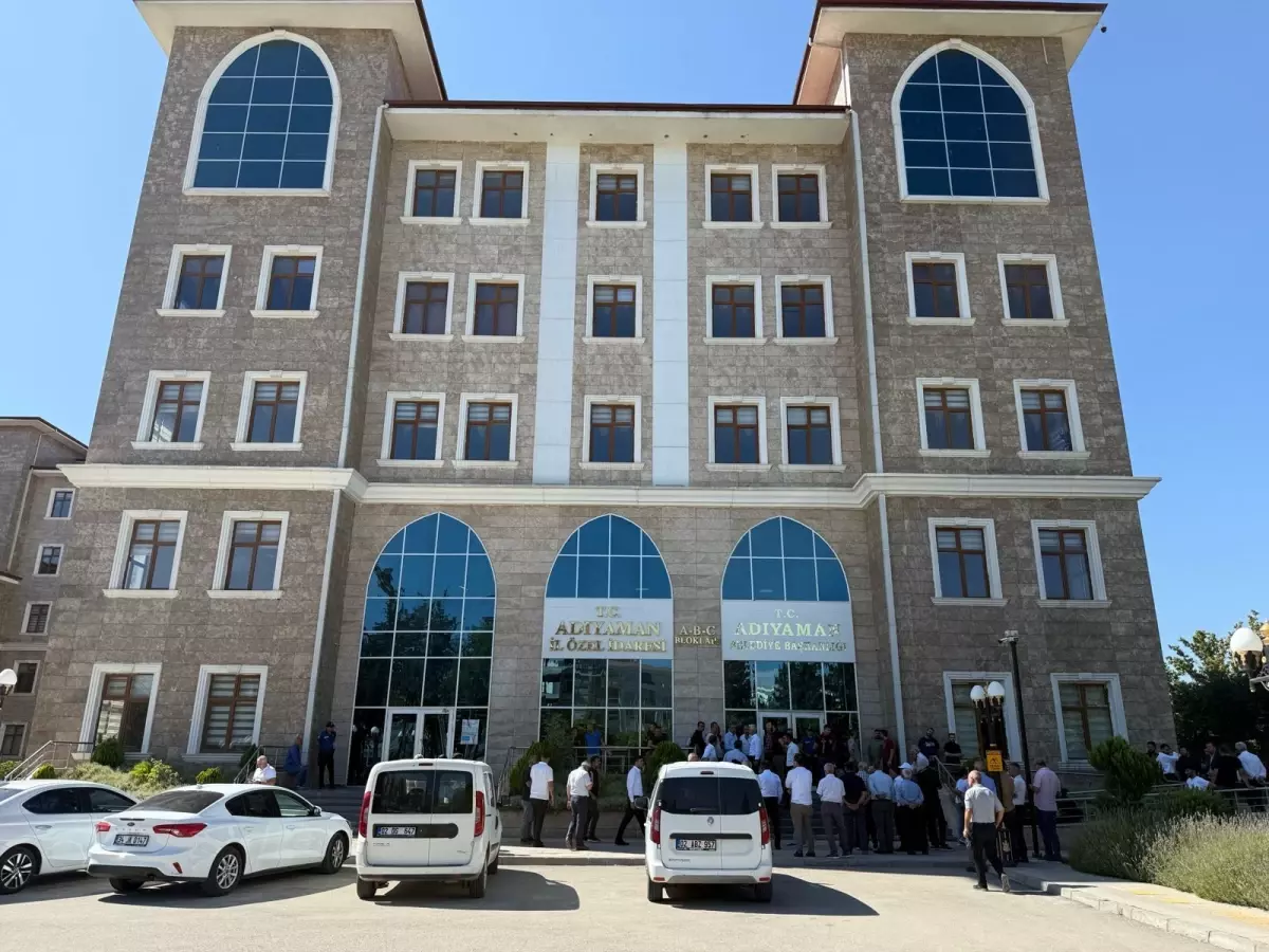 Adıyaman Belediye Başkanı Gözaltına Alındı