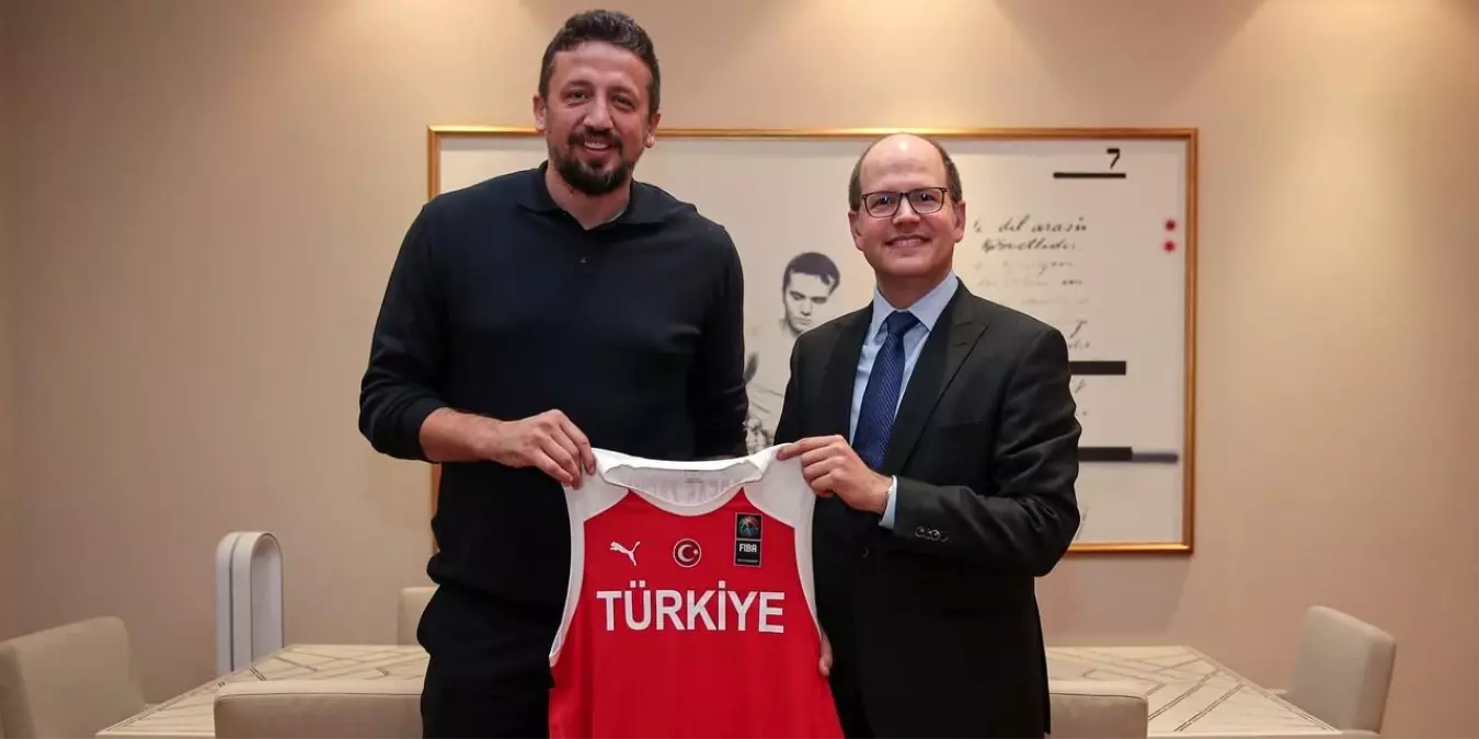 Hidayet Türkoğlu: 'Milli Takımları Yılda Birkaç Kez Canlı İzleme Fırsatı Buluyoruz'