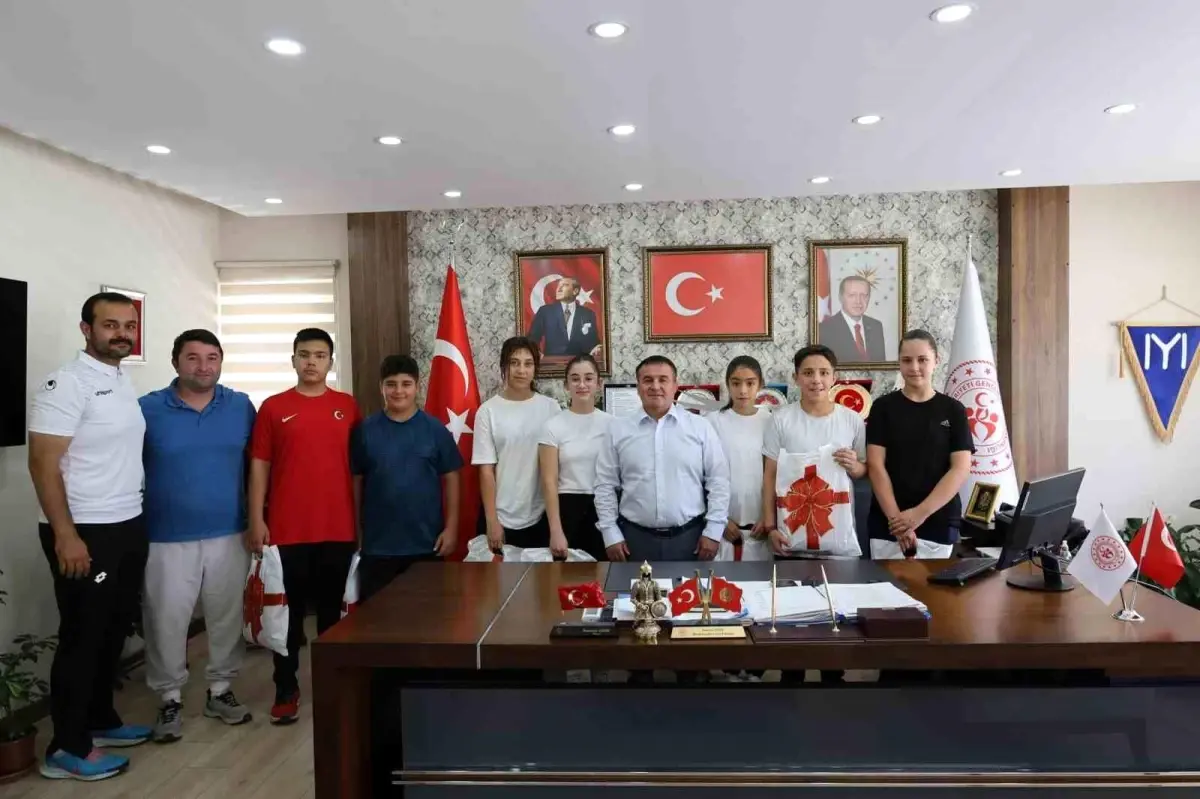 Başarılı Judo Sporcularından İl Müdürü Ramazan Demir'e Ziyaret