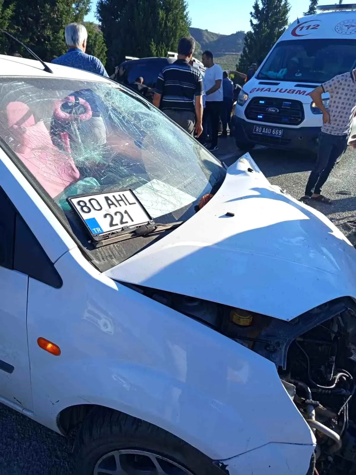 Osmaniye'de Otomobil ile Motosiklet Çarpıştı: 2 Yaralı