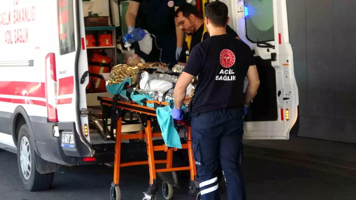 Kandıra'da Boğulma Tehlikesi Geçiren Genç Yoğun Bakıma Alındı