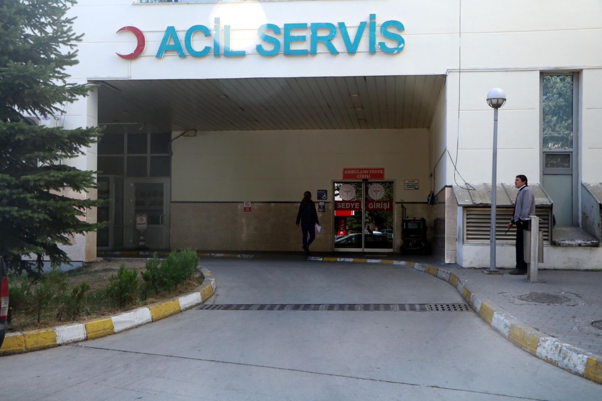 Bolu'da Tavuk Tesisinde Gaz Sızıntısı: 11 İşçi Hastaneye Kaldırıldı