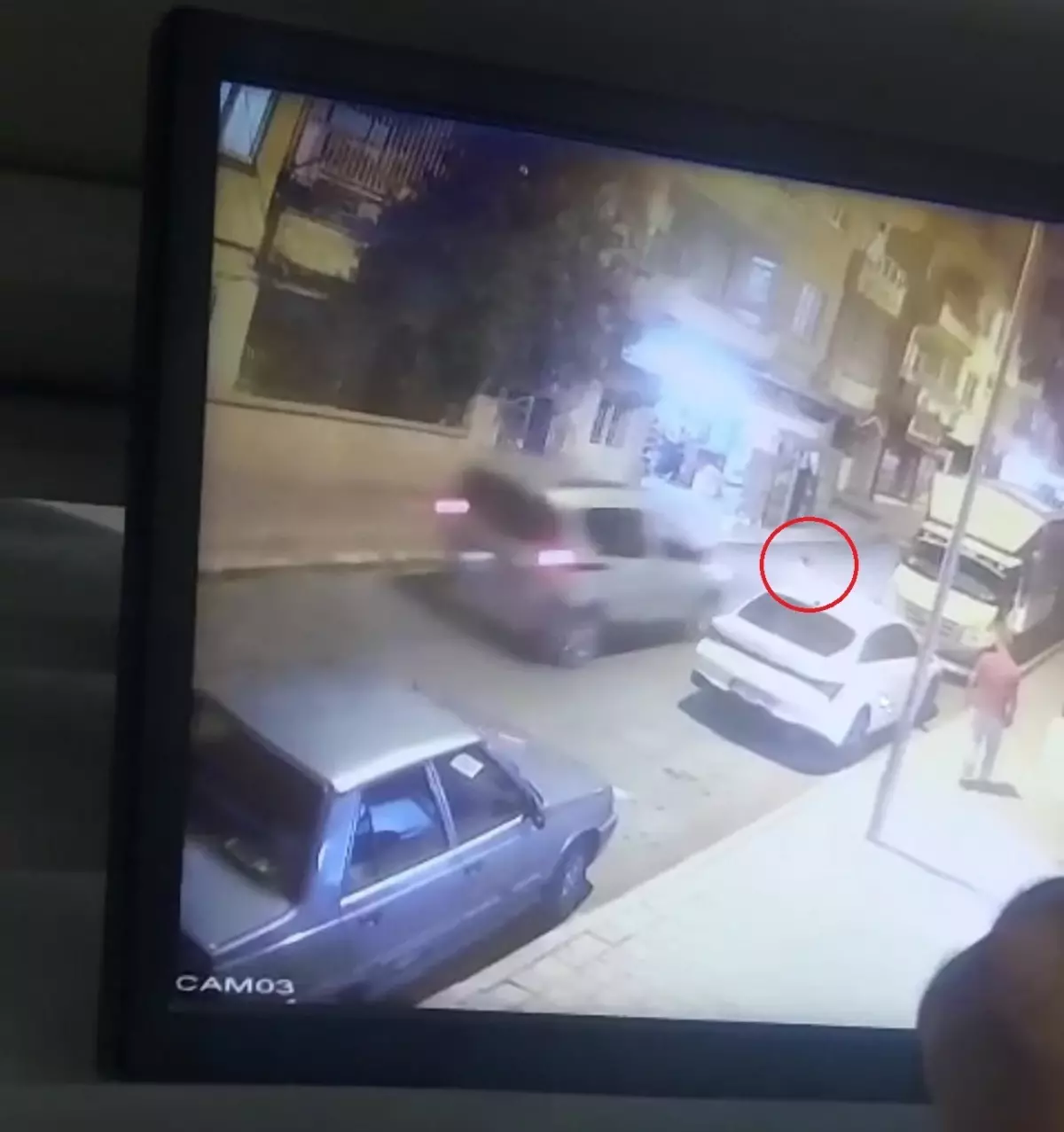 Siirt'te Hafif Ticari Araç Çocuğa Çarptı