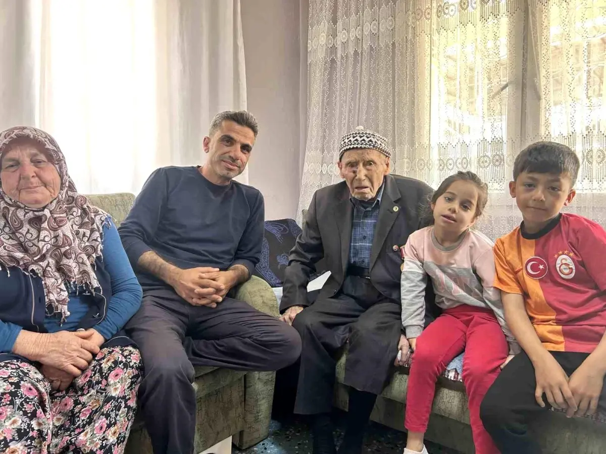 103 Yaşındaki Kore Gazisi Derviş Karakuş'un Duygusal Hikayesi