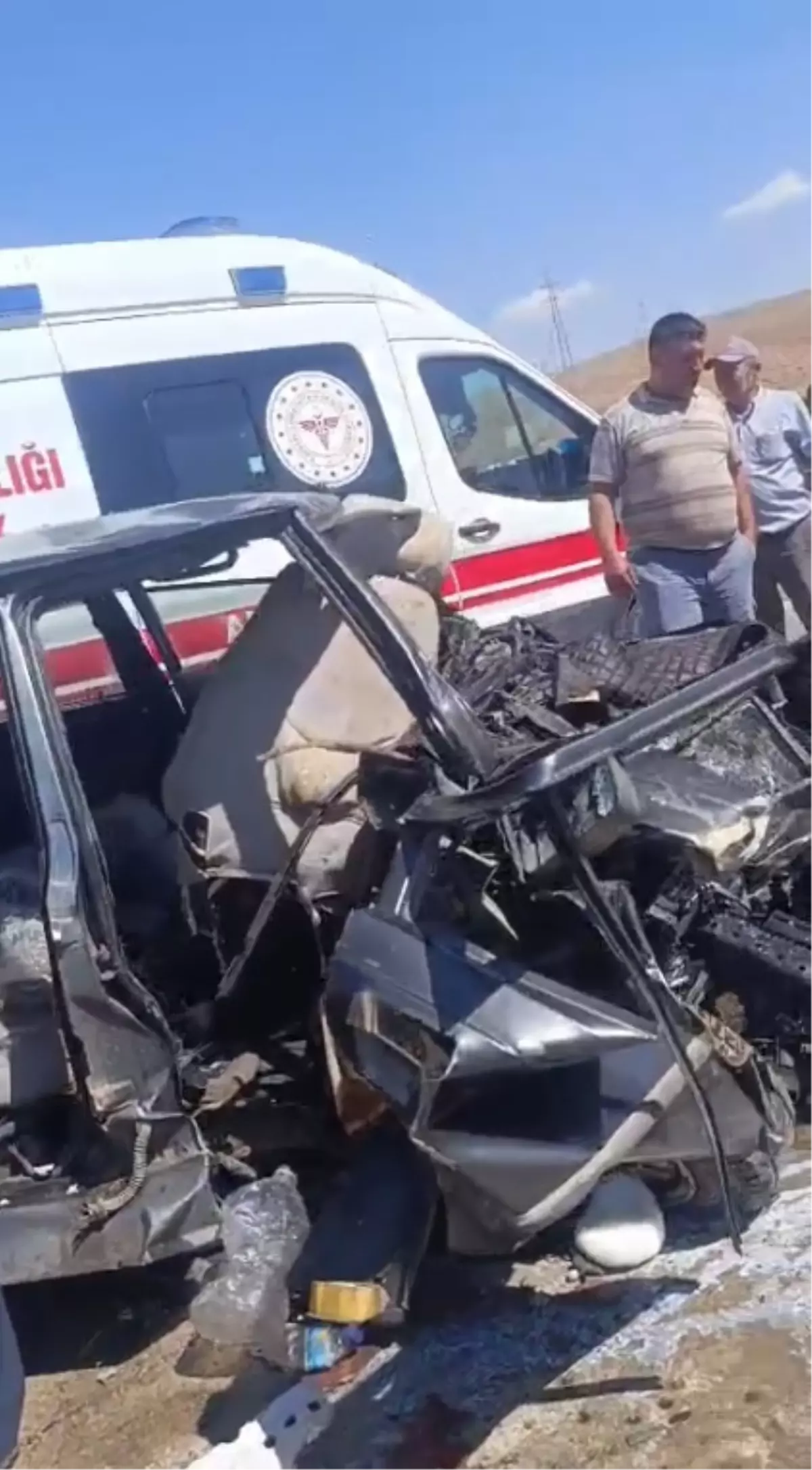 Polatlı'da Kafa Kafaya Çarpışma: 1 Ölü, 4 Yaralı