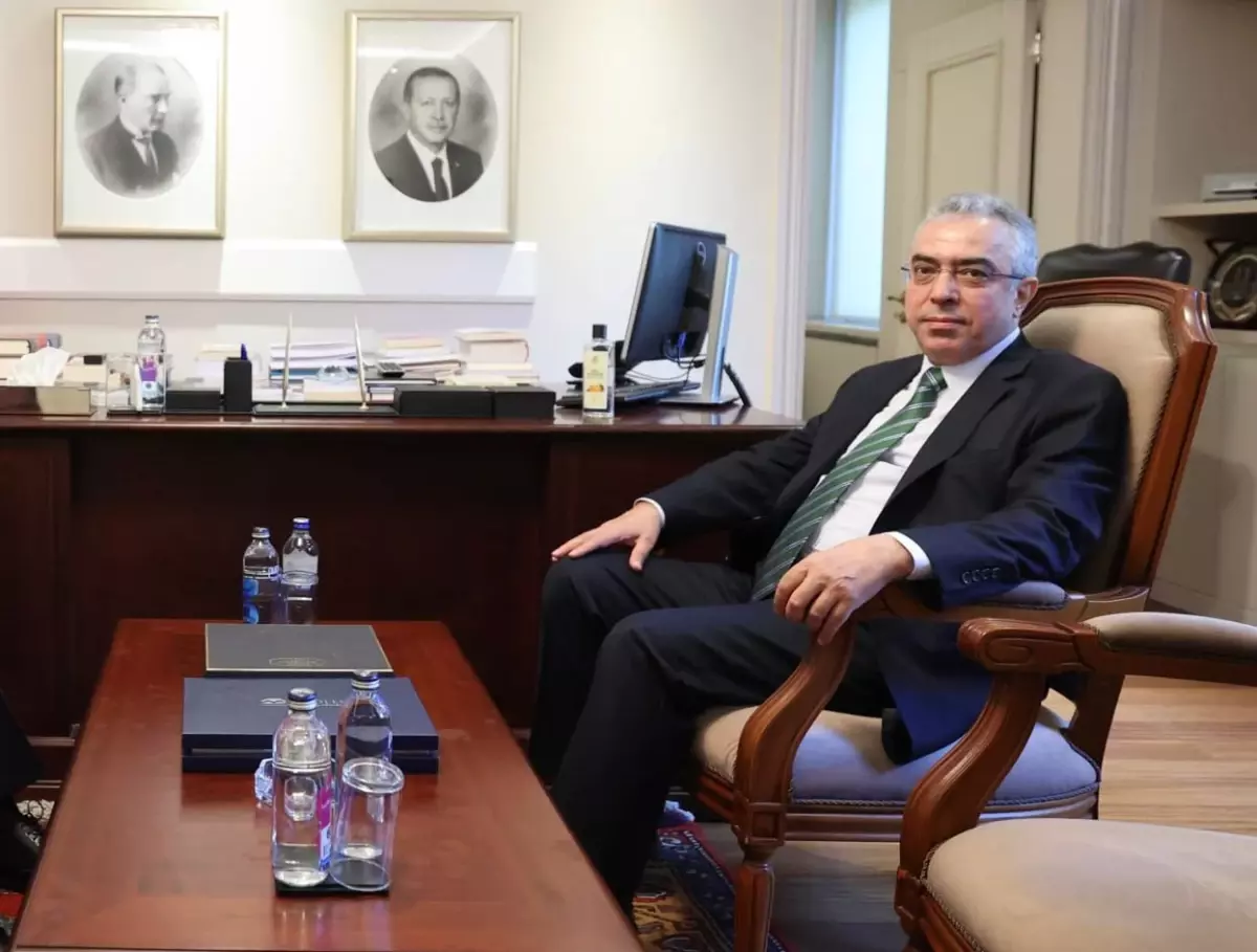Yeni Anayasa İçin Halk Onayı Zorunlu
