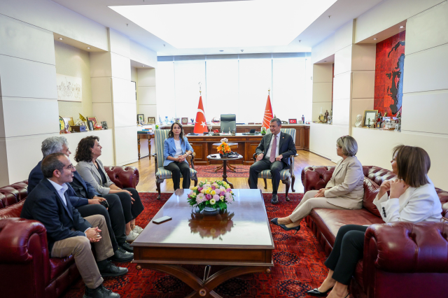 DEM Parti'den CHP'ye ziyaret