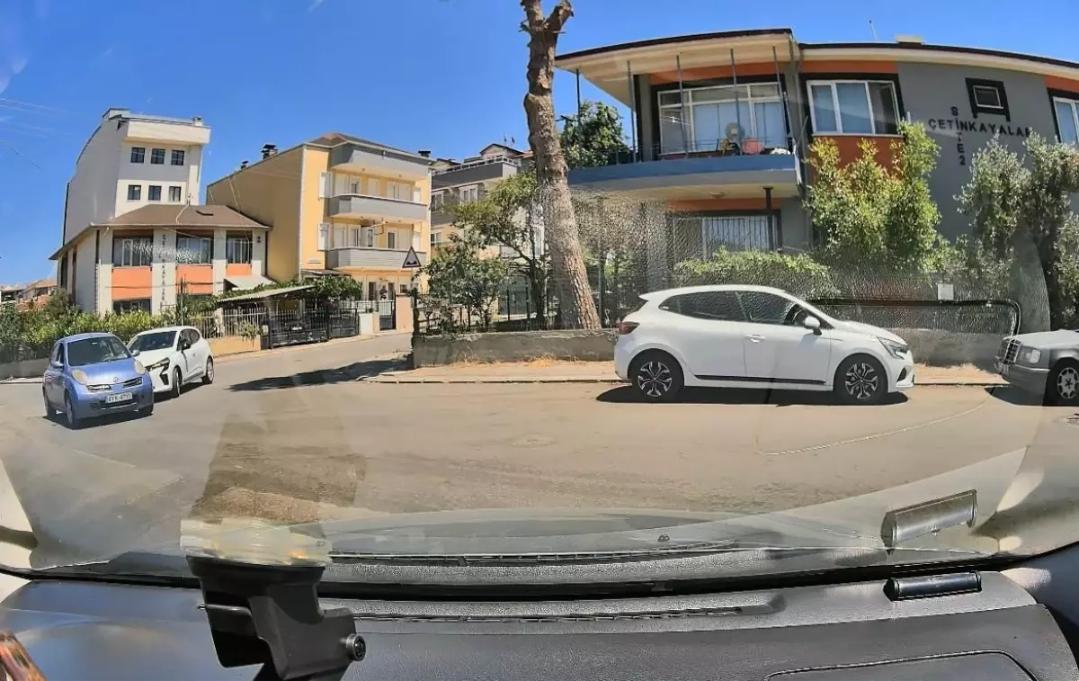 Körfez'de Kaza: Bisikletli Çocuğa Otomobil Çarptı