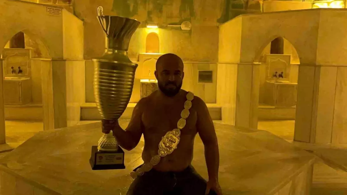 Orhan Okulu Kırkpınar'da Altın Kemerini Kuşandı