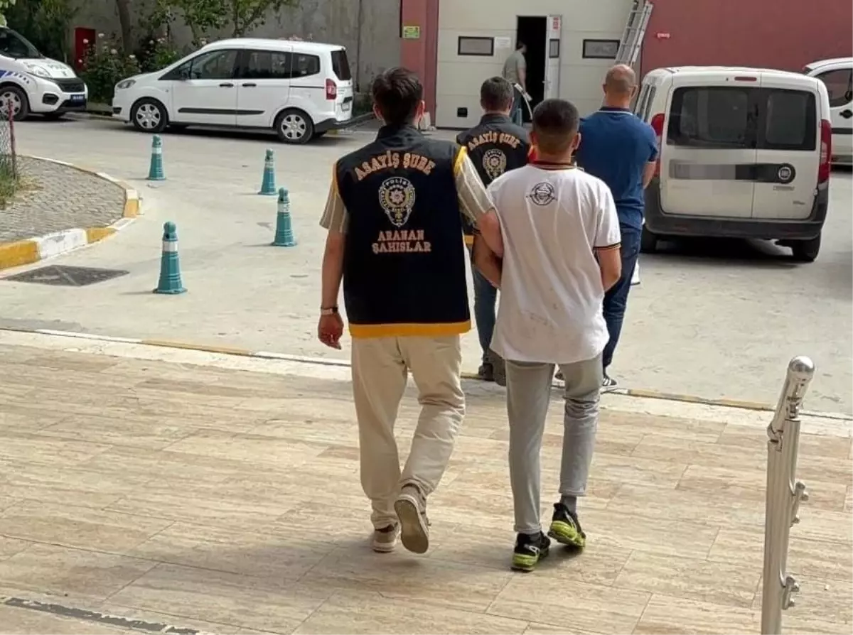 Manisa'da 24 Saatlik Uygulamada 20 Aranan Şahıs Yakalandı