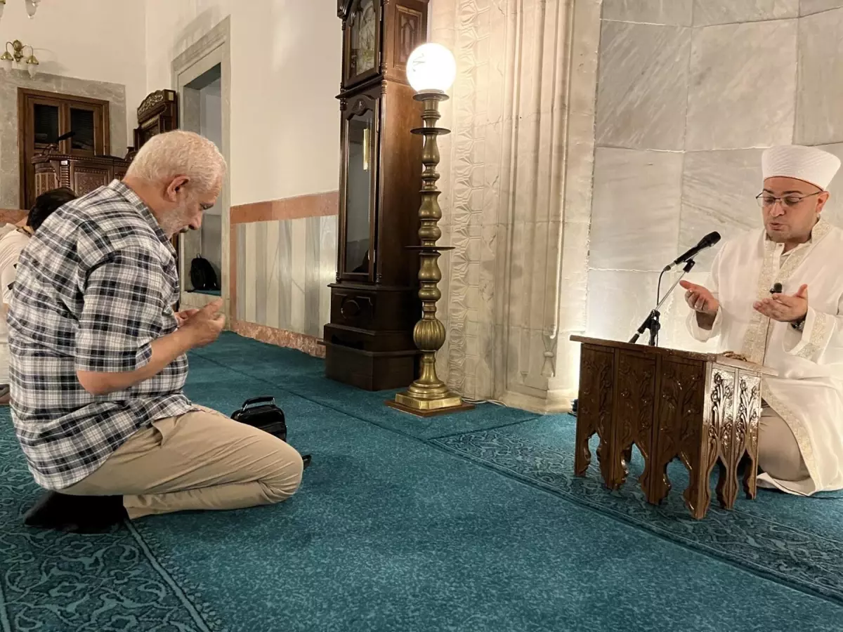 Aydın'da Orman Yangınları İçin Camilerde Dua Programı Düzenlendi