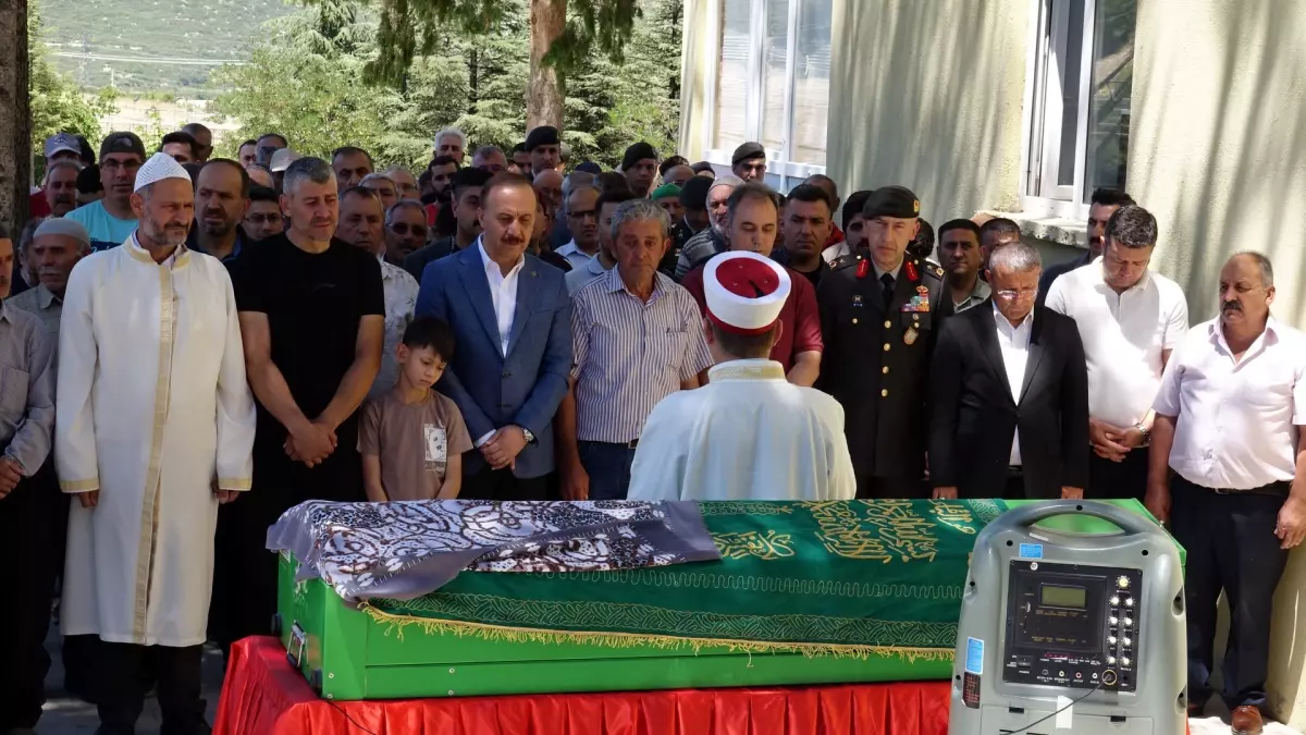 Şehit annesi Remziye Çetin'in vasiyeti yerine getirildi