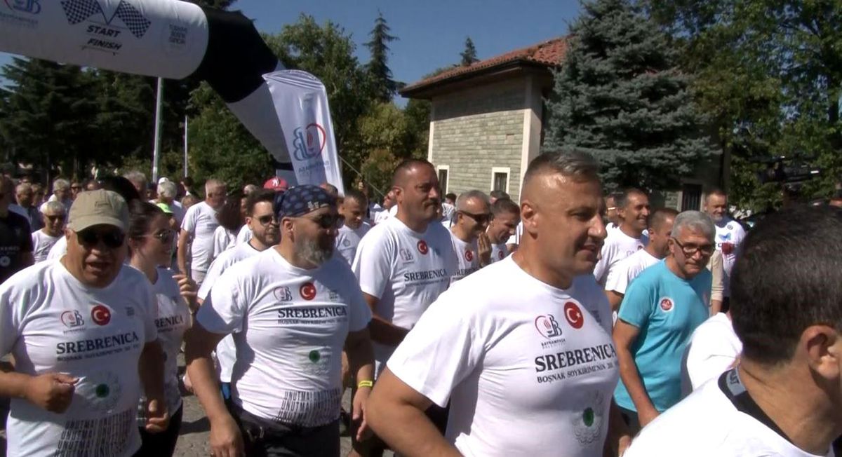 Srebrenitsa Soykırımı'nın 30. yılında hayatını kaybedenler için anma koşusu düzenlendi