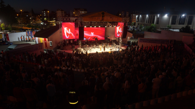 Uluslararası Nasreddin Hoca Şenlikleri halk konseri ile başladı