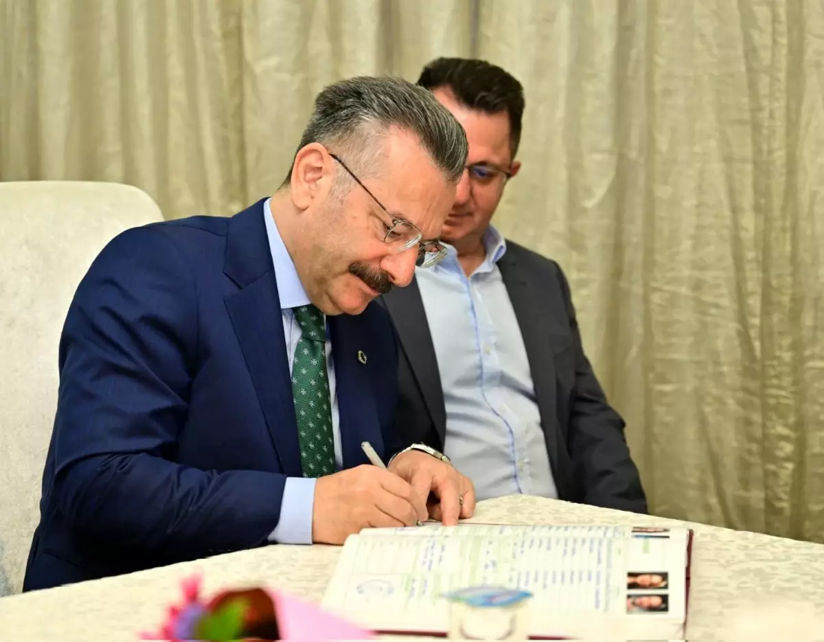 Eskişehir Valisi Nikah Şahidliği Yaptı