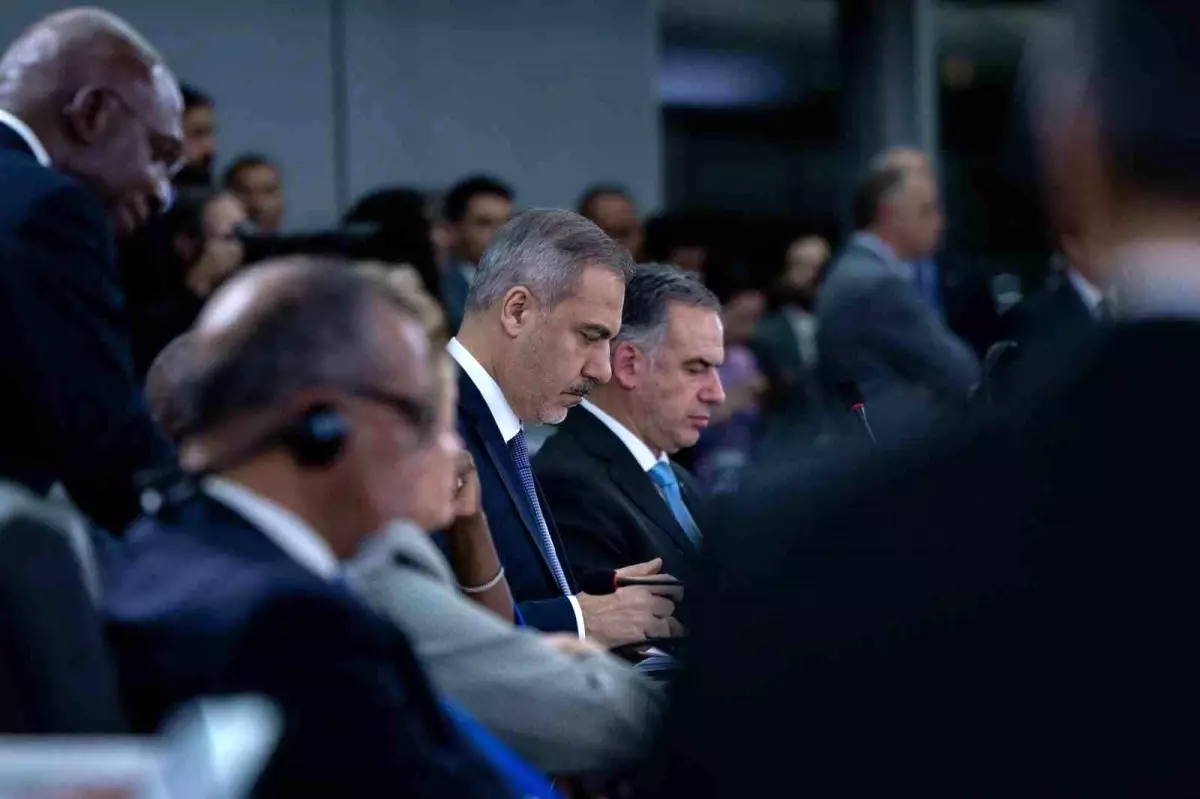 Bakan Fidan: Filistin Halkının Dramı Çok Taraflılığın Merkezinde