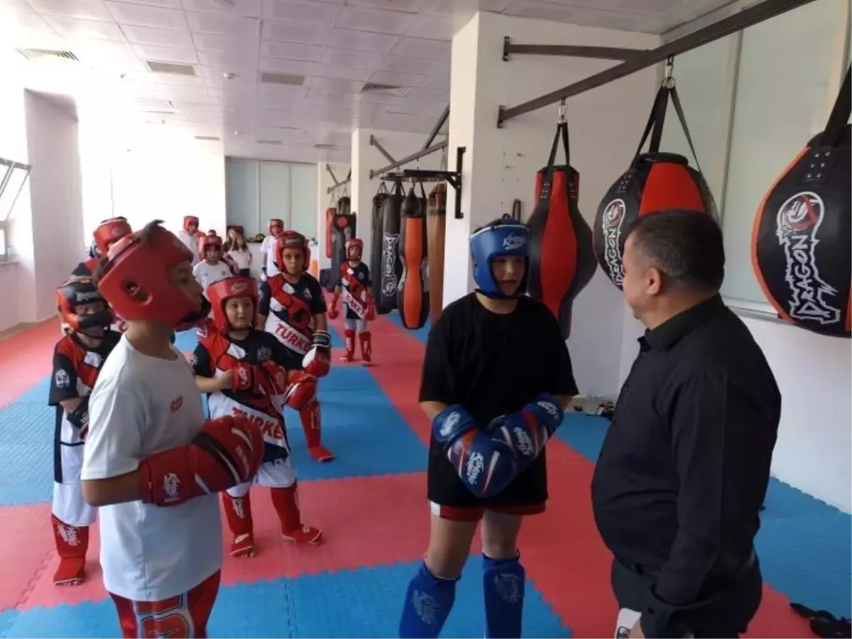 Ramazan Demir Genç Sporcularla Bir Araya Geldi