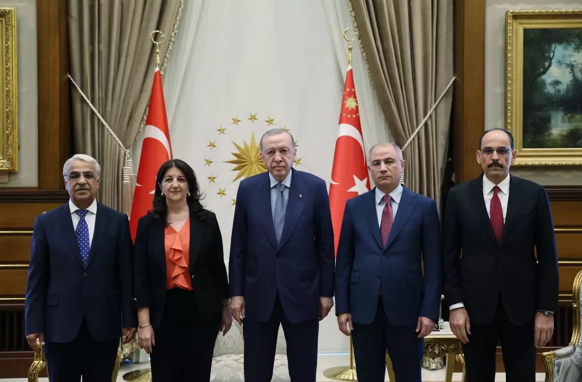 Cumhurbaşkanı Erdoğan, DEM Parti İmralı Heyetini Kabul Etti
