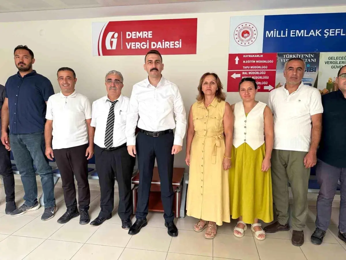Demre'de Yeni Vergi Dairesi Müdürlüğü Faaliyete Geçti