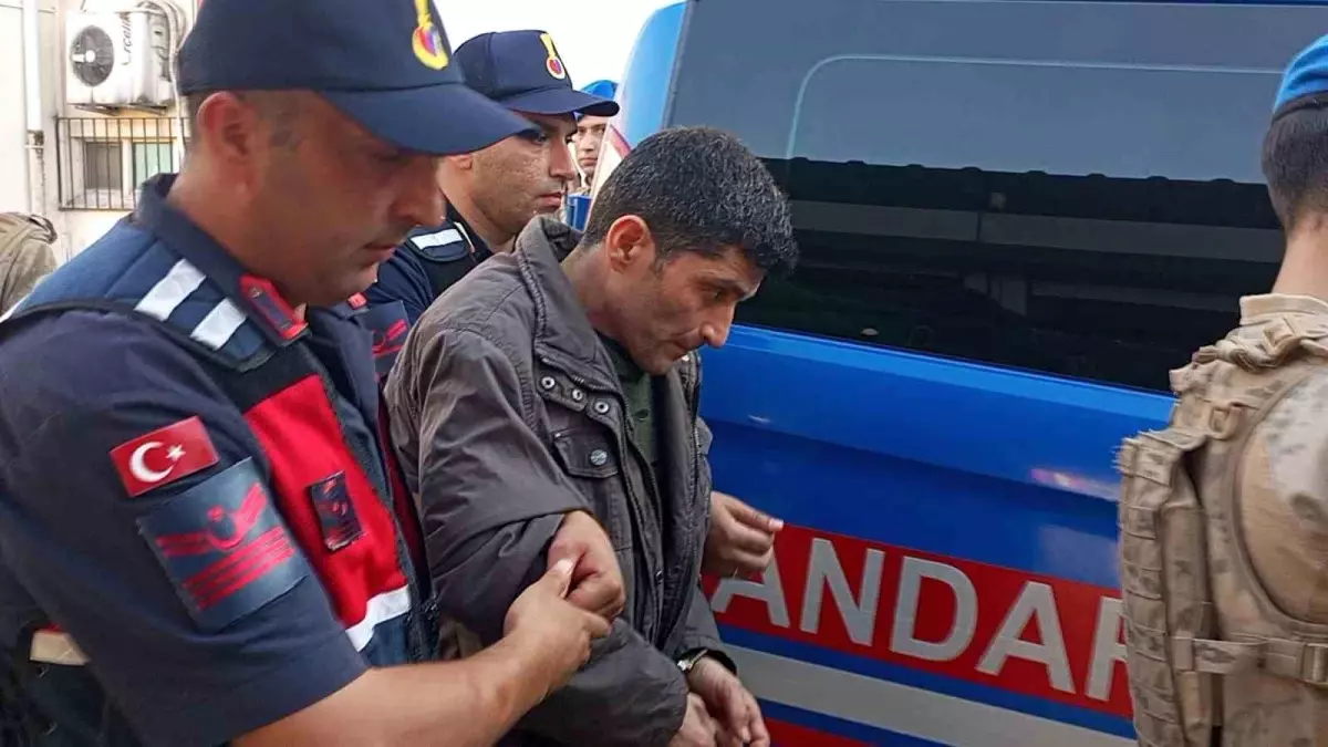 Zonguldak'ta Eşi Tarafından Bıçaklanarak Öldürülen Kadın Defnedildi