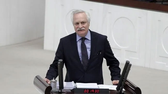 Former Deputy Chairman Murat Özçelik resigned from the CHP