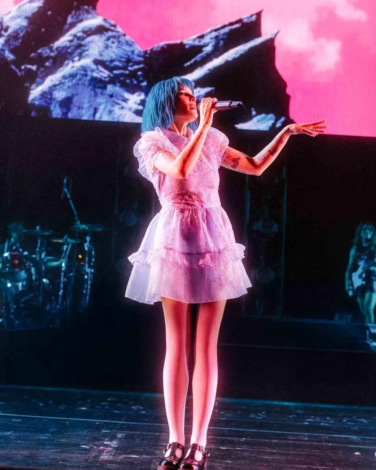 Halsey, İstanbul'da Özel Konserle Hayranlarıyla Buluşacak