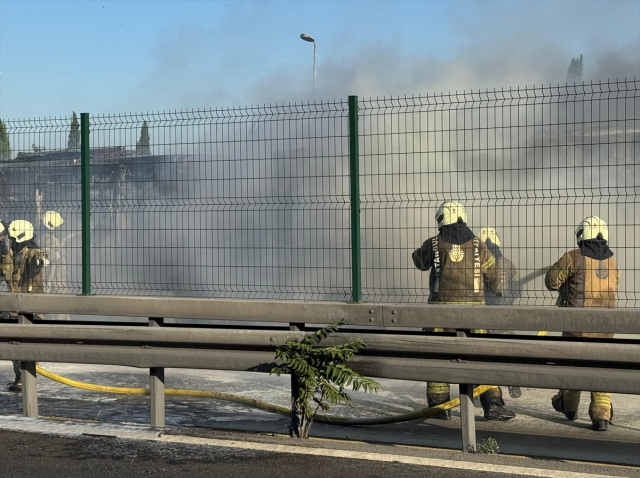 Fire broke out in a bus in Istanbul